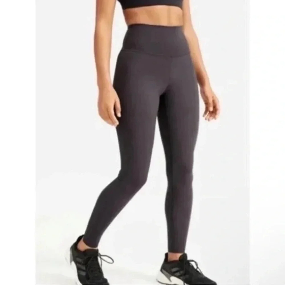 SKU 2 Everlane ReNew The Performance Leggings Purple Size Medium